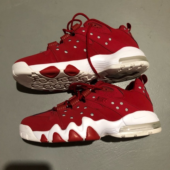 Nike - Picture 2 of 4